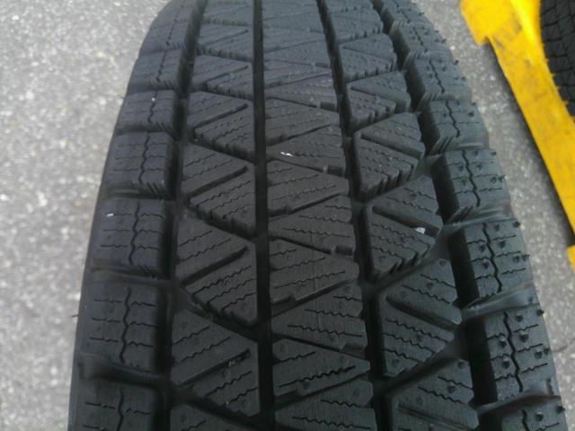 BRIDGESTONE BLIZZAK DM-V3 + スズキ ジムニーJB64純正ホイール