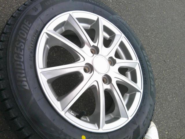 BRIDGESTONE BLIZZAK VRX3 + Lanx スポークホイール