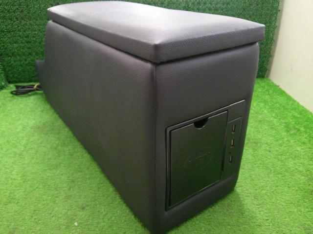 メーカー不明 LED付コンソールボックス