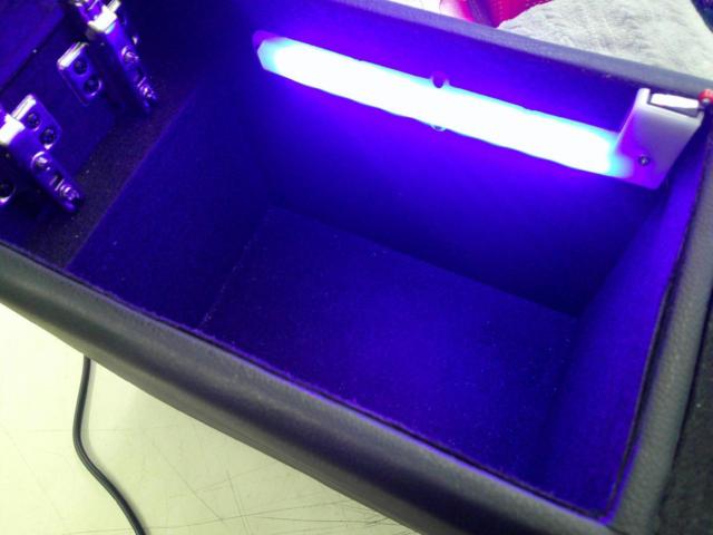 メーカー不明 LED付コンソールボックス