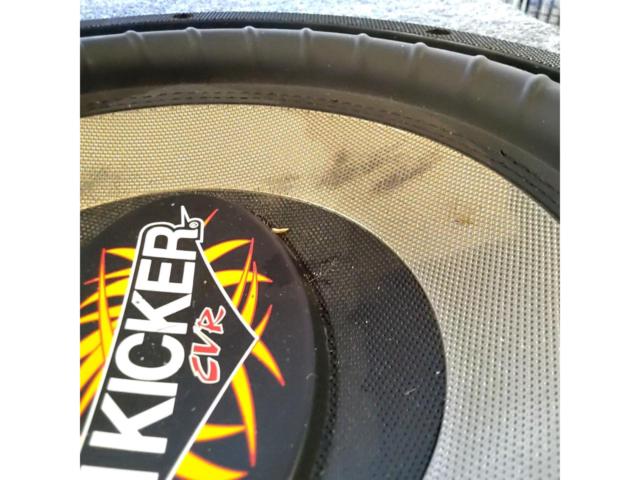 【KICKER】CVR 12インチ×2発 + BOX付き 