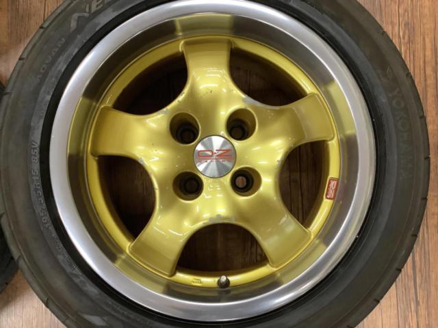 OZ(オーゼット)RACING(レーシング) VOLCANO + YOKOHAMA ADVAN NEOVA AD08