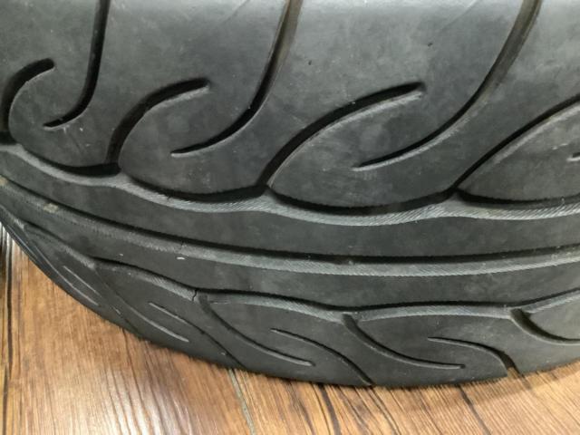 OZ(オーゼット)RACING(レーシング) VOLCANO + YOKOHAMA ADVAN NEOVA AD08