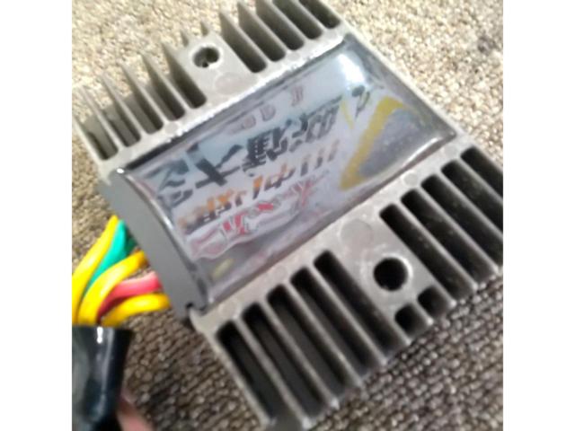 【CB1300SF(SC40)】メーカー不明 レギュレーター