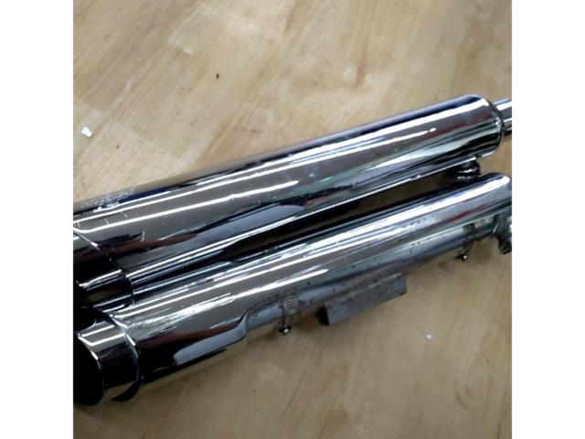 【VANCE&HINES】ツインスラッシュスリップオンマフラー