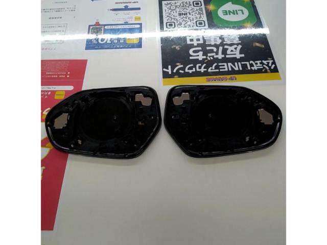 【トヨタ】ヤリスクロス純正ドアミラーレンズ