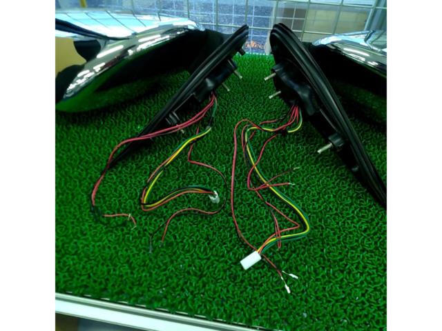 メーカーフメイ 200系ハイエース LEDウインカー内蔵メッキミラー 左右セット