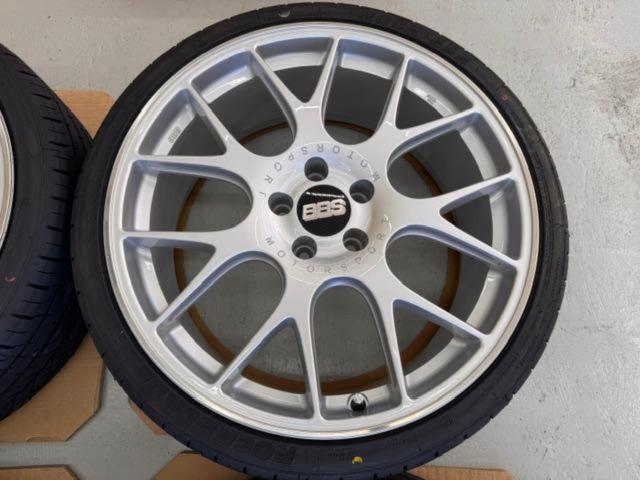 BBS(ビービーエス) CH-R 142 ブリリアントシルバー + ROCKBLADE ROCK 525 225/35R20 90W XL