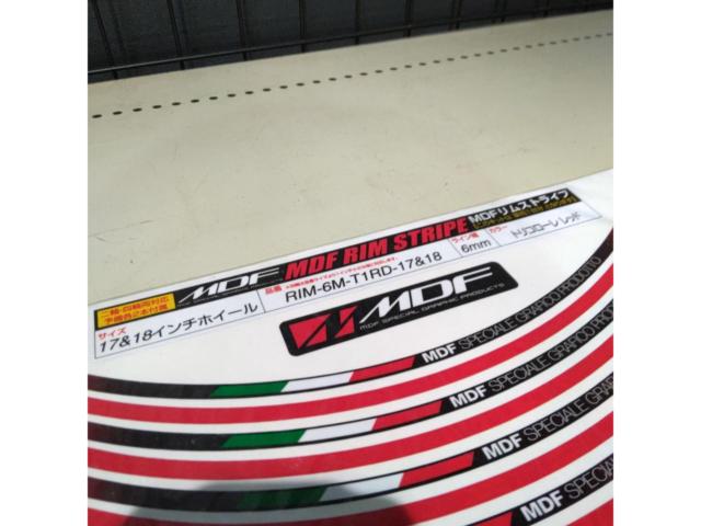 17&18インチ用 リムストライプ (トリコローレ レッド)6mm幅