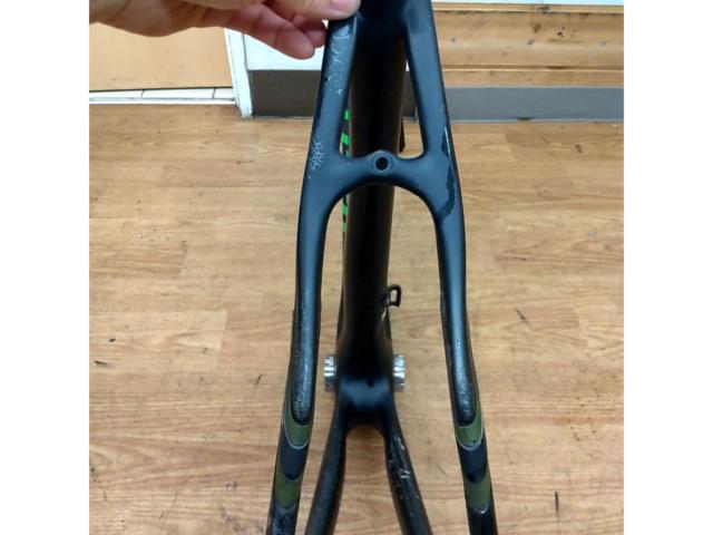 ※クリア剥がれ多数ワケアリ SPCIALIZED ROUBAIX SL4 2016年モデル カーボンフレーム 52サイズ