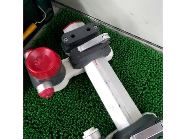 ※底部ゴムパーツ、クイックレバー欠品 MINOURA 車載キャリア