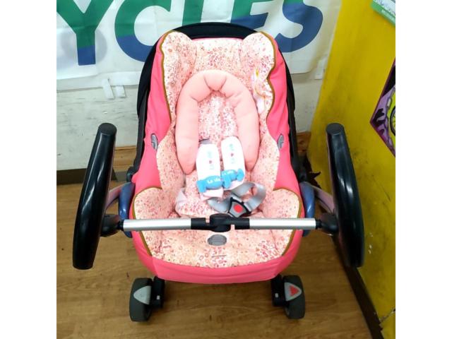 メーカー複合品 QUINNYZAPPベビーカー&MAXI-COSIチャイルドシート