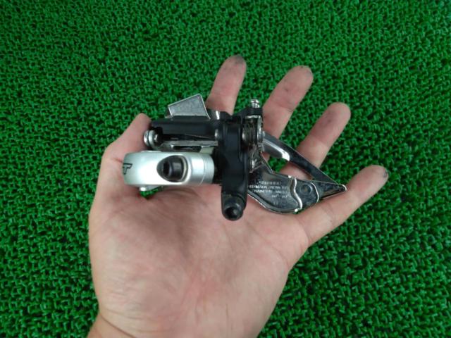 SHIMANO DEORE XT FD-M760 Φ34.9mm 66°-69° 3×9Sバンド式フロントディレイラー