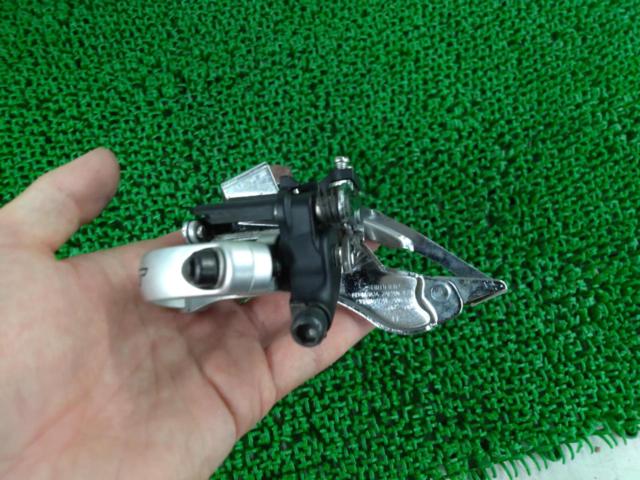 SHIMANO DEORE XT FD-M760 Φ34.9mm 66°-69° 3×9Sバンド式フロントディレイラー