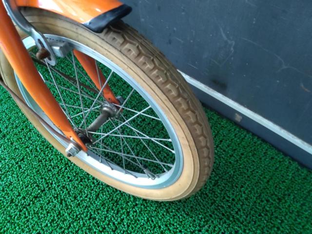 people 16インチ シングルギア キッズサイクル オレンジ※タイヤ硬化