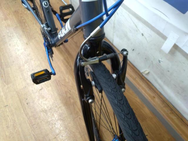 FUJI PALETTE 年式不明 SHIMANO ALTUS組み 700×32C 3×8S アルミクロスバイク グレー
