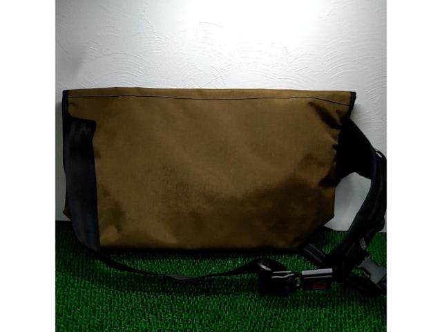 CHROME CTZ 24L メッセンジャーバッグ ブラウン/レッド