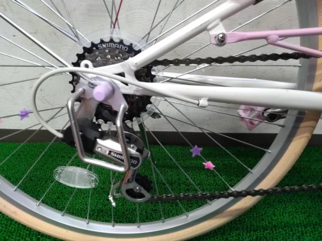 ※ベル･リフレクター付き アイデス cheery 24×1-3/8インチ 外装6段変速 キッズ自転車 ホワイト