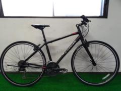 TREK FX3 2018年モデル ALIVIO組 700×32C 3×8s アルミクロスバイク ブラック サイズ:44.5 参考サイズ:165～170cm