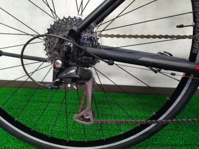 TREK FX3 2018年モデル ALIVIO組 700×32C 3×8s アルミクロスバイク ブラック サイズ:44.5 参考サイズ:165～170cm 