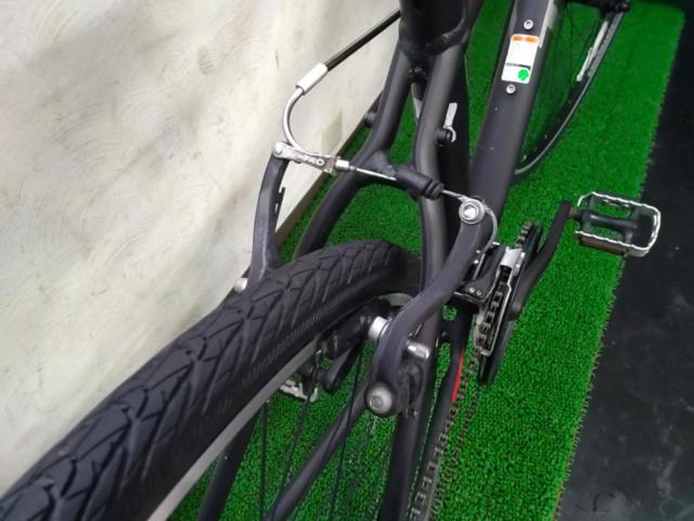 TREK FX3 2018年モデル ALIVIO組 700×32C 3×8s アルミクロスバイク ブラック サイズ:44.5 参考サイズ:165～170cm 
