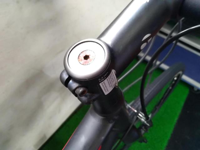TREK FX3 2018年モデル ALIVIO組 700×32C 3×8s アルミクロスバイク ブラック サイズ:44.5 参考サイズ:165～170cm 