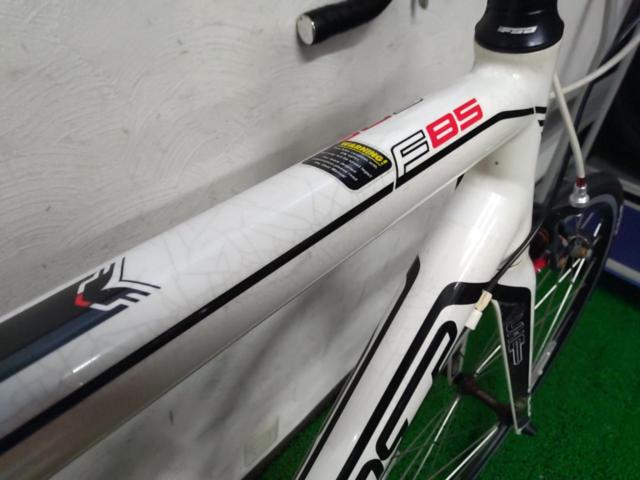 FELT F85 年式不明 105+MICROSHIFT組 700×23C 2×10s アルミロードバイク ホワイト サイズ:57 参考サイズ:175～185cm ※塗装割れ多数