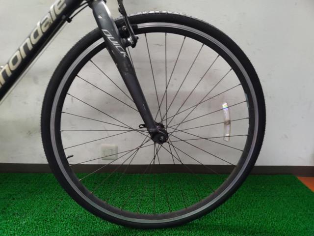 CANNONDALE QUICK5 SI 3x8s 700x25c アルミ クロスバイク グレー  フレームサイズ:49.5  参考サイズ:170-174cm