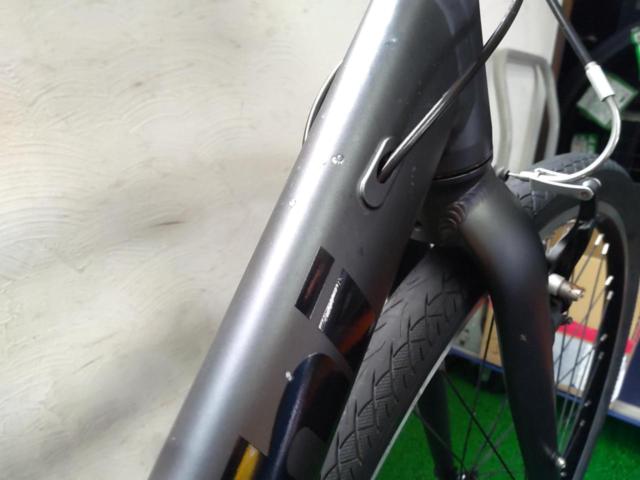 BIANCHI C-SPORT1 2024年頃 700×38C 3×8s アルミクロスバイク ブラック サイズ:55 参考サイズ:180～190cm