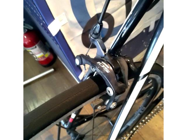 TREK MADONE 2.1 2015年モデル SHIMANO 105組み 700x25c 2-11s アルミロードバイク ブラック 適応身長:180～190cm