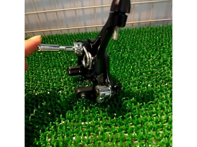 SHIMANO 105 BR-5700 キャリパーブレーキ フロントのみ