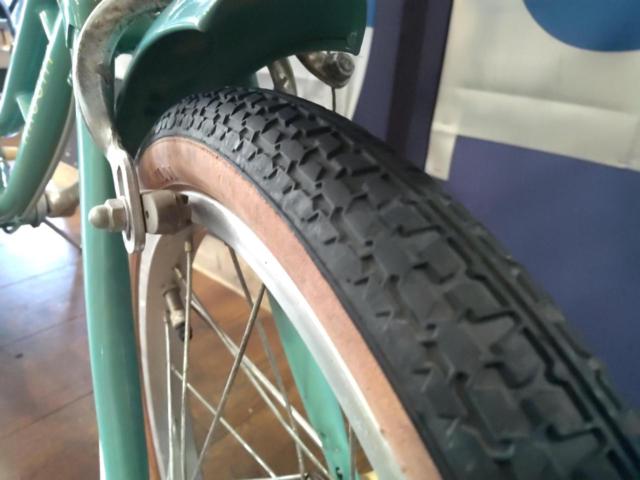 BRIDGESTONE HACCHI 16×1.5 シングルスピード 水色