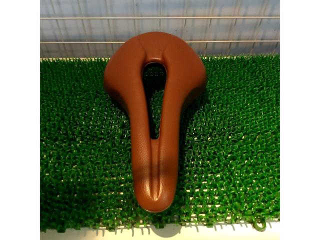 メーカー不明 サドル ブラウン