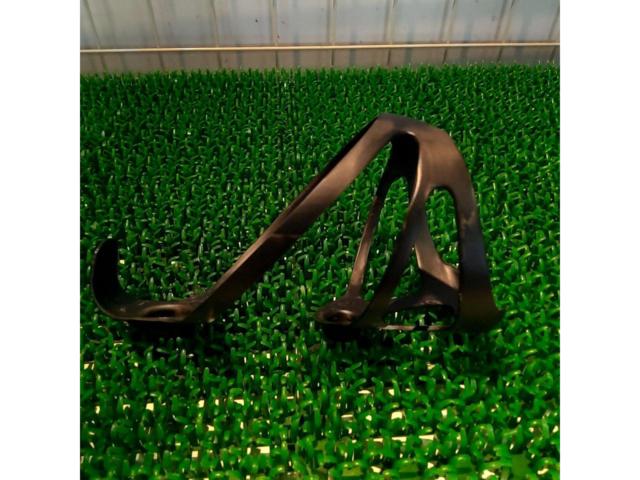 メーカー不明 カーボンボトルケージ ブラック