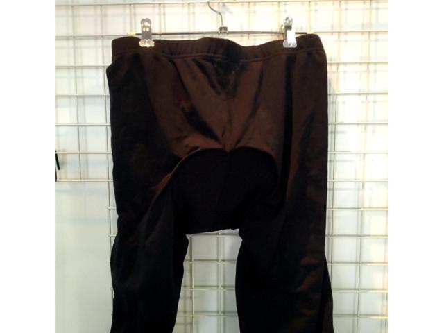 サイズ:XL apt サイクルパンツ 5分丈程度