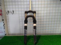 コラム長:180mm/エンド幅:100mm/26インチ FOX F100 RL サスペンションフロントフォーク ブラック