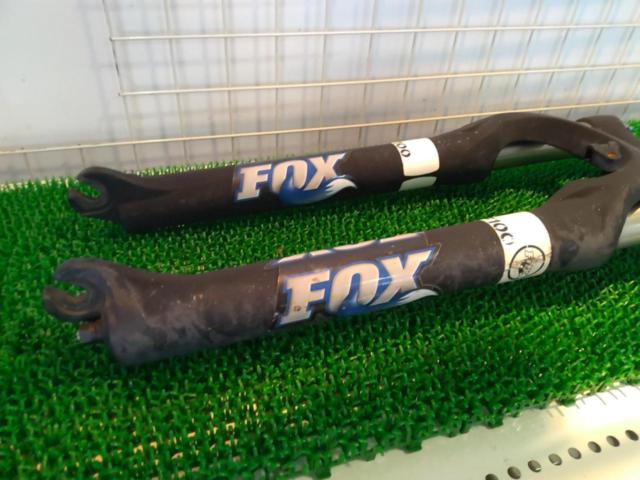 コラム長:180mm/エンド幅:100mm/26インチ FOX F100 RL サスペンションフロントフォーク ブラック