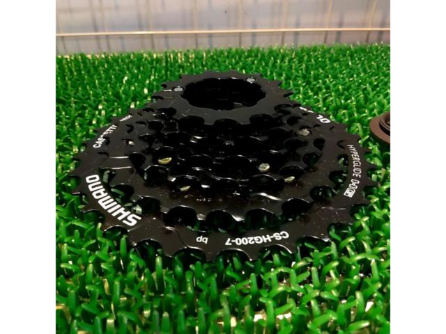 7s/12-32T SHIMANO CS-HG200-7 スプロケット