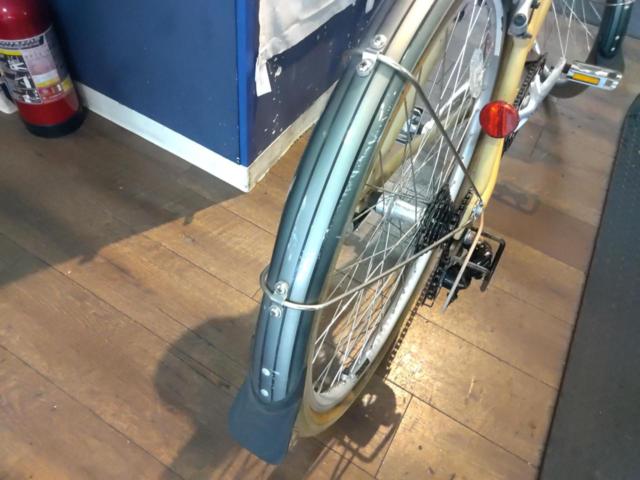 LOUIS GARNEAU LGS-C8 シティローム8 26x1.5 外装7段変速 シティクロスバイク ベージュ サイズ:470mm 適応身長:160-175cm