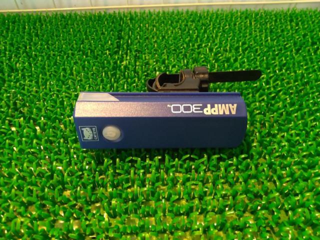 充電式 CATEYE AMPP300 HL-EL083RC ブルー フロント用ライト