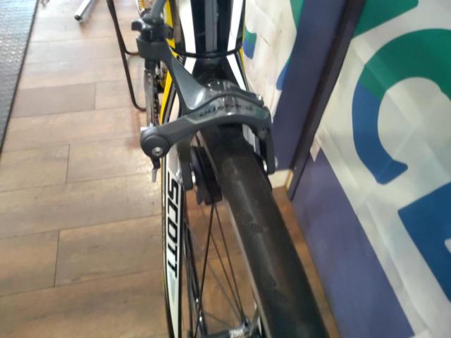 SCOTT ADDiCT RC 2011年モデル DURA-ACE組み 700x25C 2x10S カーボンロードバイク 適応身長:170～184cm