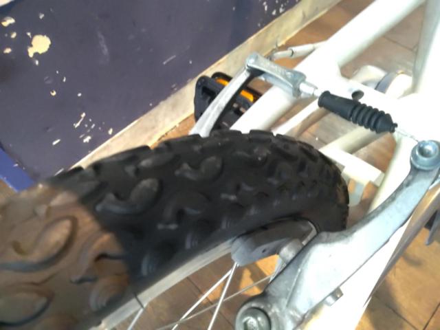 LOUIS GARNEAU i16 16インチ キッズ自転車 ホワイト