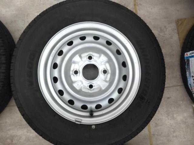日産純正スチールホイール+BRIDGESTONE V600