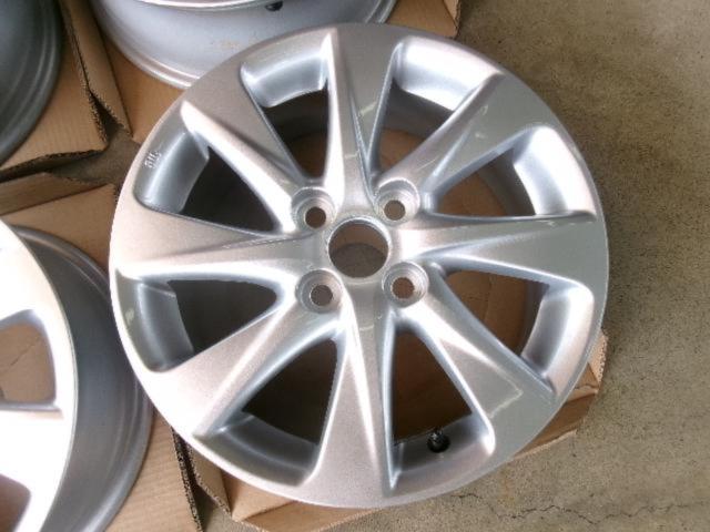 TOYOTA アクア/MXPK10系 Zグレード 純正ホイール
