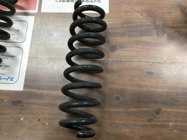 【BMW】E90 純正サス