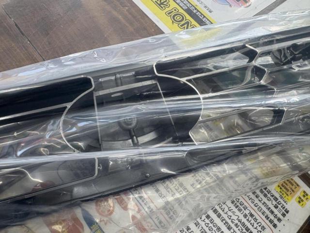 【スバル純正】BH5後期純正フロントグリル