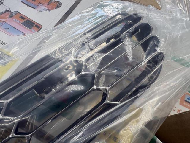 【スバル純正】BH5後期純正フロントグリル