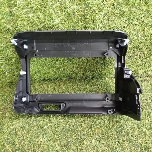 【ホンダ純正】N-BOX JOY純正 オーディオカバー