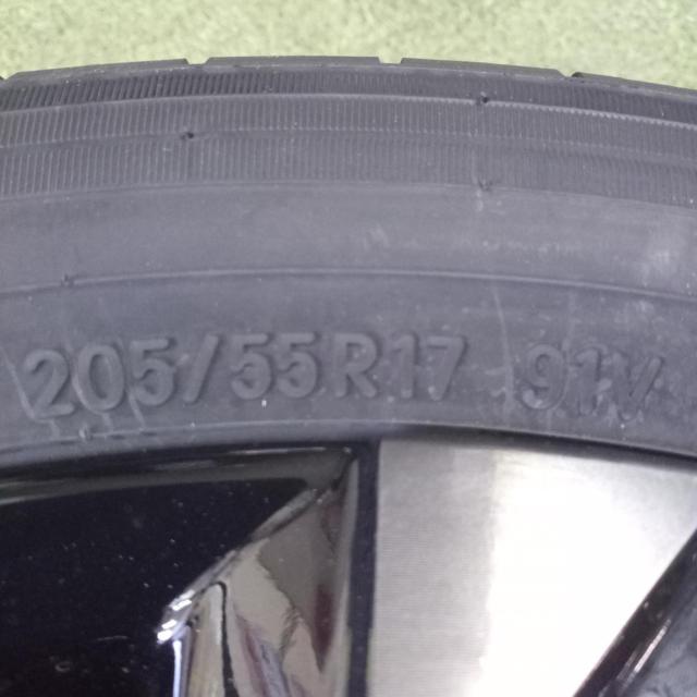 トヨタ純正(TOYOTA)  90系ヴォクシー 後期 S-Zグレード 純正ホイール  + TOYO(トーヨー) PROXES R60 2026年製造