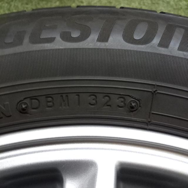 トヨタ純正(TOYOTA)  80系VOXY/NOAH 15本フィンタイプアルミホイール  + BRIDGESTONE(ブリヂストン) NEWNO 2023年製造